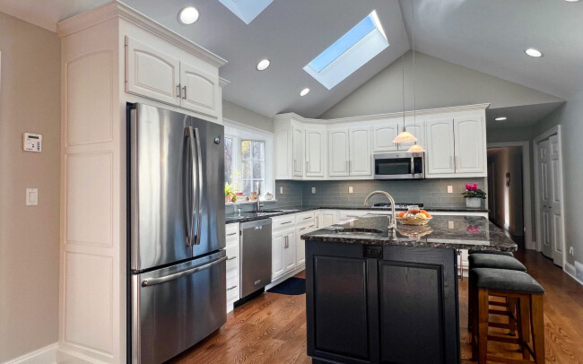 Kitchen Cabinet repairs and refacing in New Rochelle
